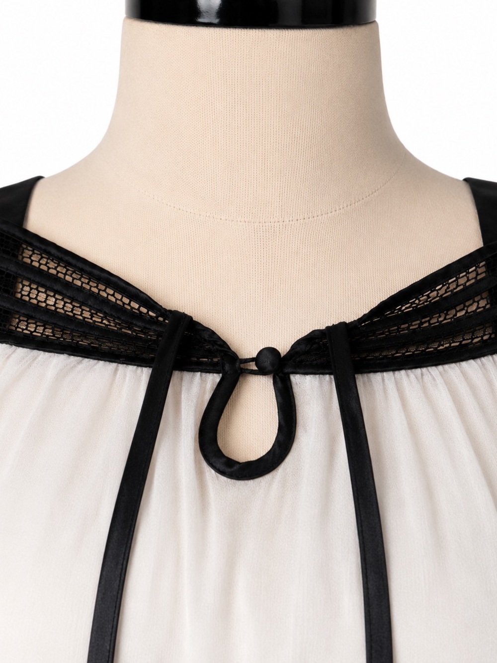 GUESS by Marciano Silk Off-Shoulder Blouse XS White Black Lace Y2K - Picture 4 of 6